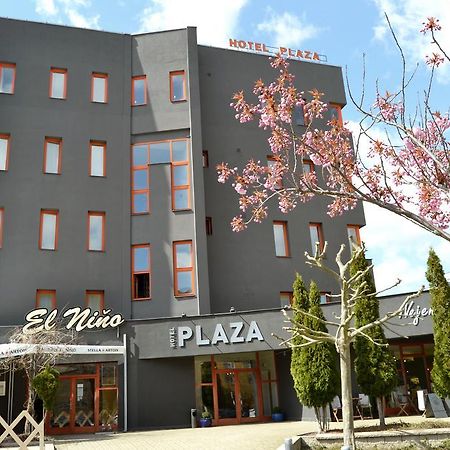 Hotel Plaza Mladá Boleslav Exterior foto